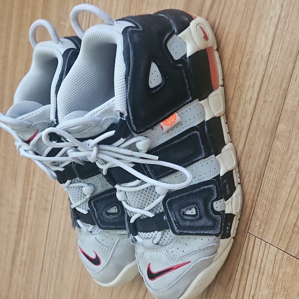 Men's Nike Basketball Shoes Size 7 - Picture 3 of 7